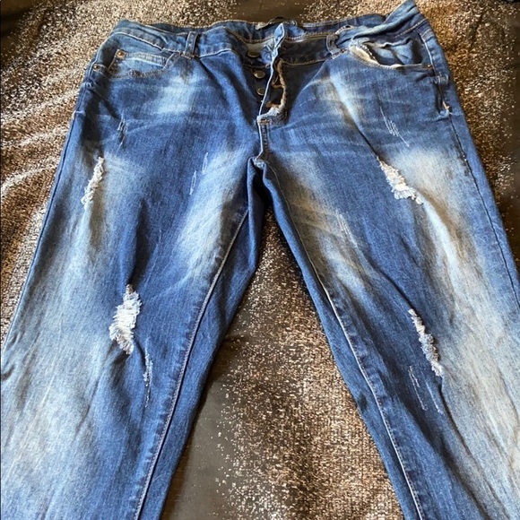 Jeans - Picture 1 of 1